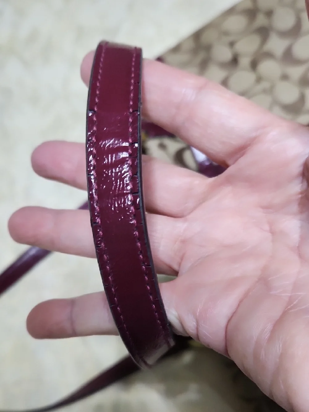 Coach Signature VINTAGE Tote with Burgundy Trim and Beige Jacquard - Picture 12 of 16